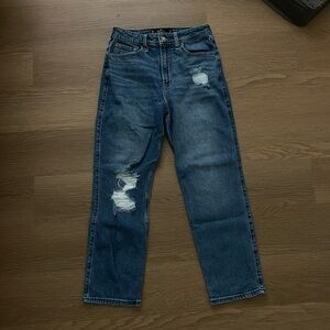 Hollister Ultra High Rise Vintage Straight Jeans